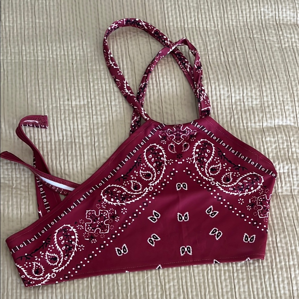 Women's Bandana Print Top - Red